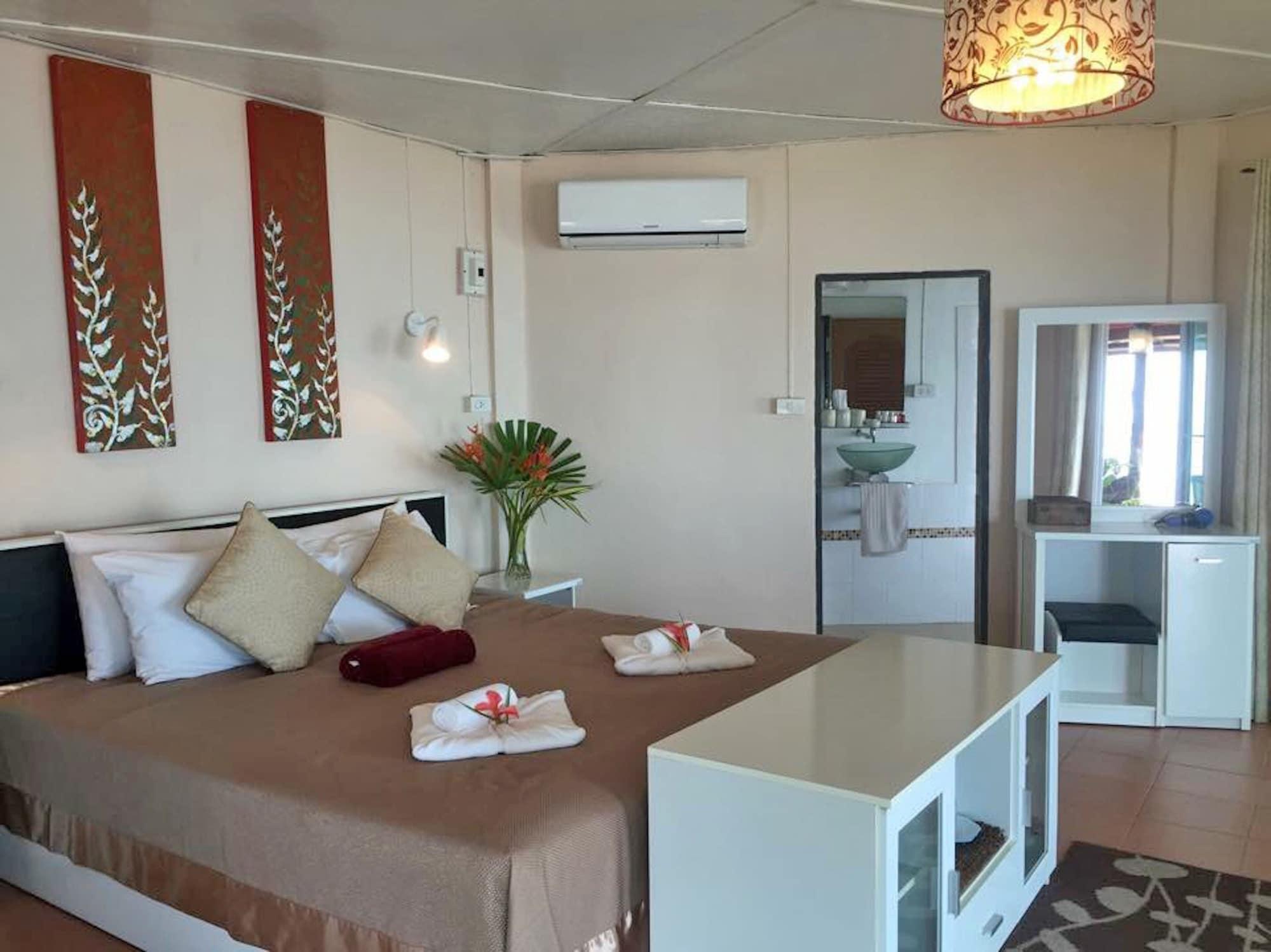 Banyan Bay Villas Koh Jum Exterior foto